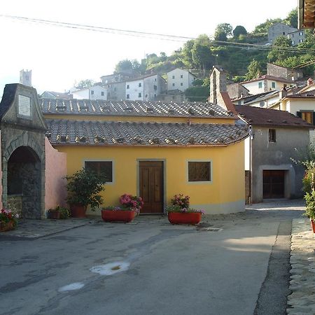 巴尼－迪卢卡博迪尔吉亚达住宿加早餐旅馆住宿加早餐旅馆 外观 照片